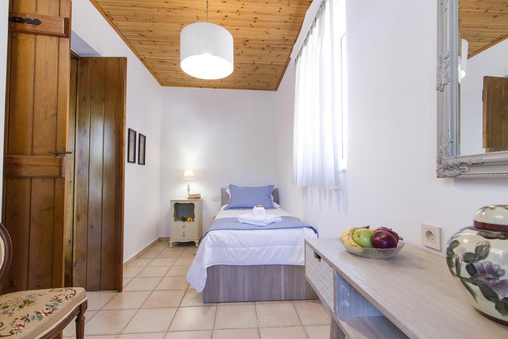 Villa Christini Kissamos Bagian luar foto